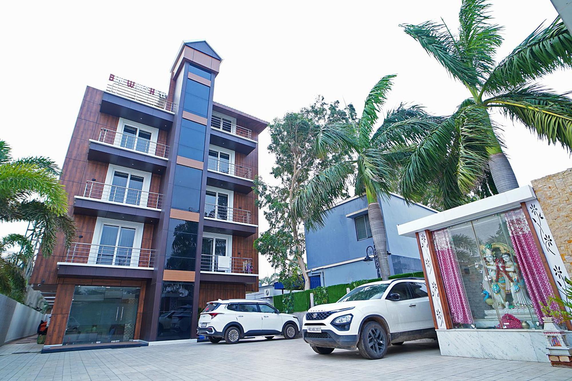 Blue Waves Hotel Tajpur Bagian luar foto