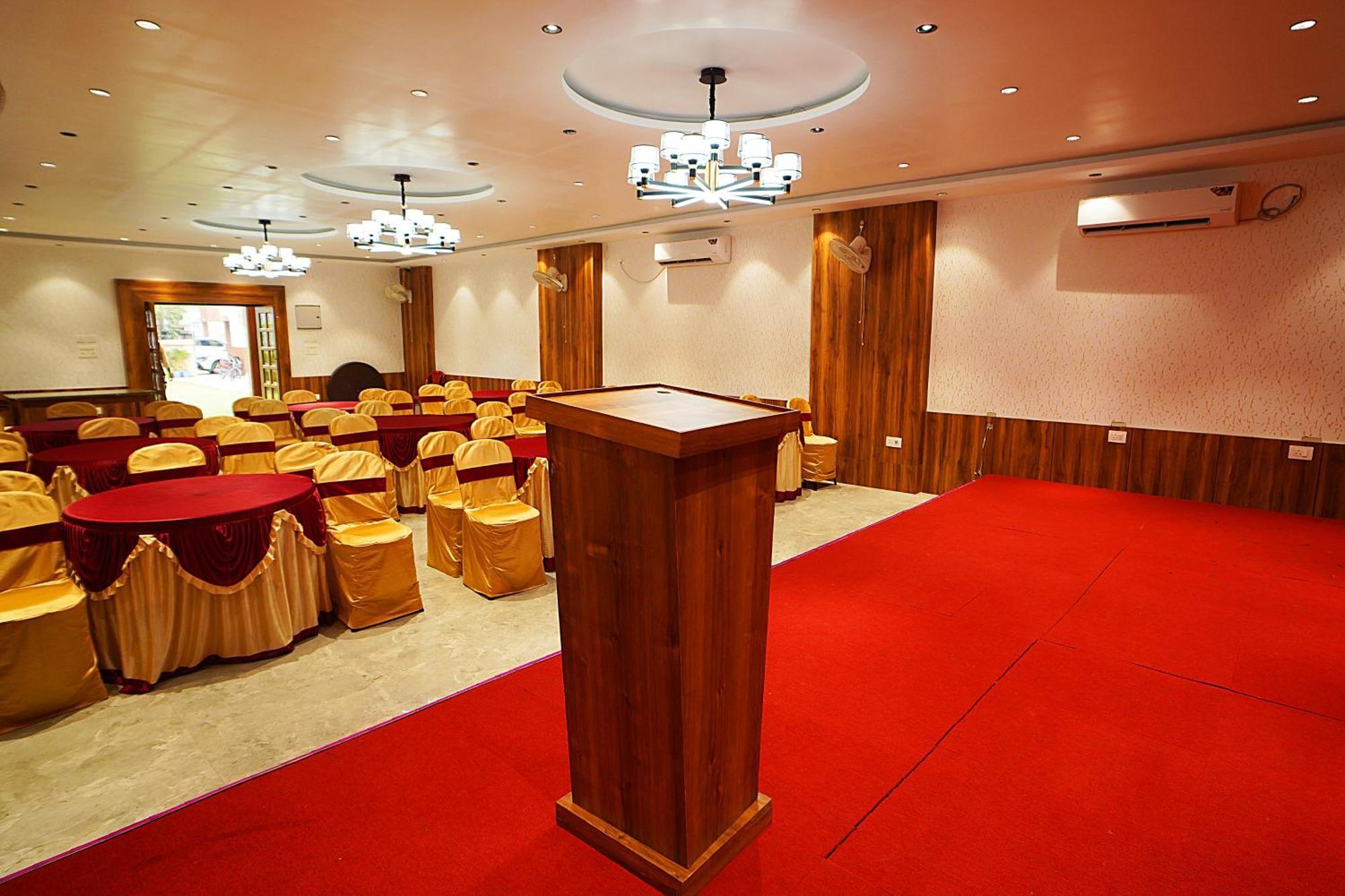 Blue Waves Hotel Tajpur Bagian luar foto