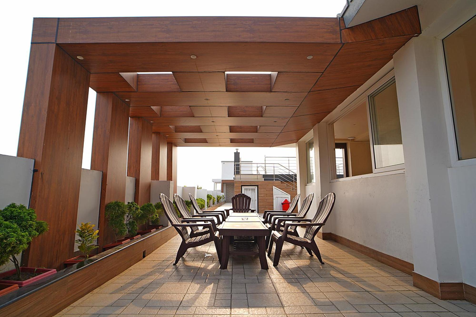 Blue Waves Hotel Tajpur Bagian luar foto