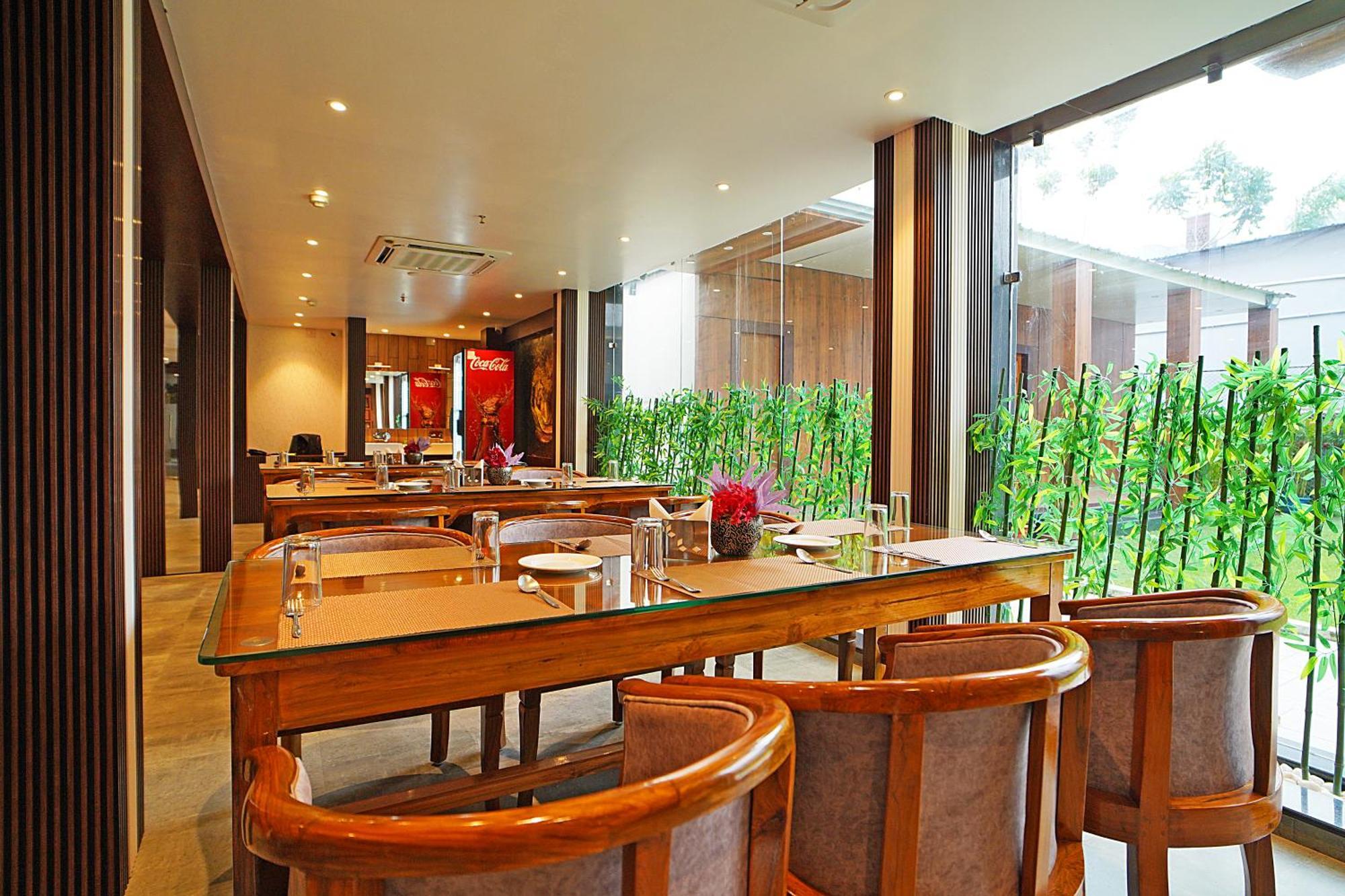 Blue Waves Hotel Tajpur Bagian luar foto